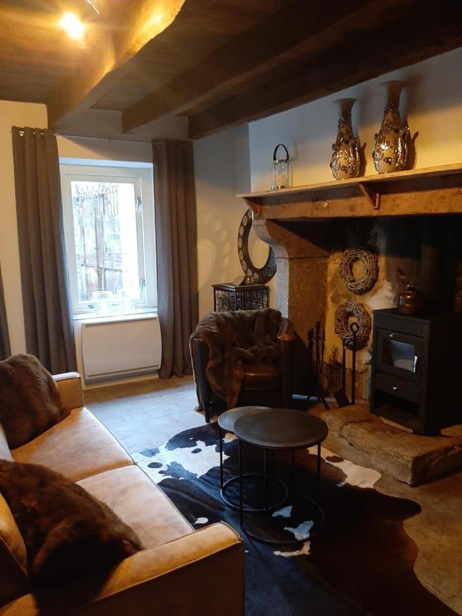 Luxe Gite Met Authentieke Kamers In De Creuse, France Valliere Exterior photo