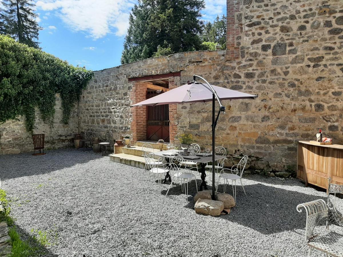 Luxe Gite Met Authentieke Kamers In De Creuse, France Valliere Exterior photo